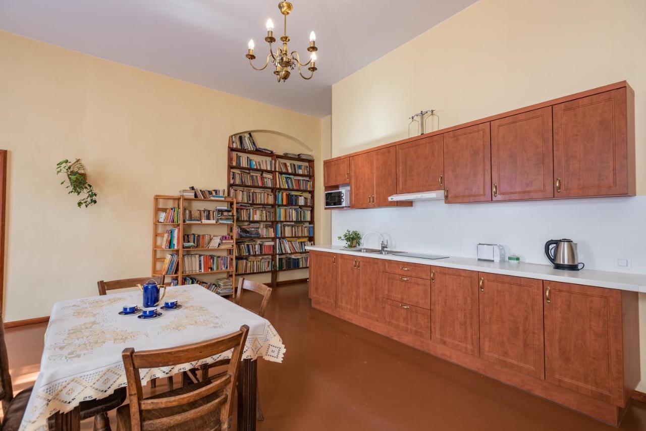 Aparthotel Zamek Dobroszyce Extérieur photo