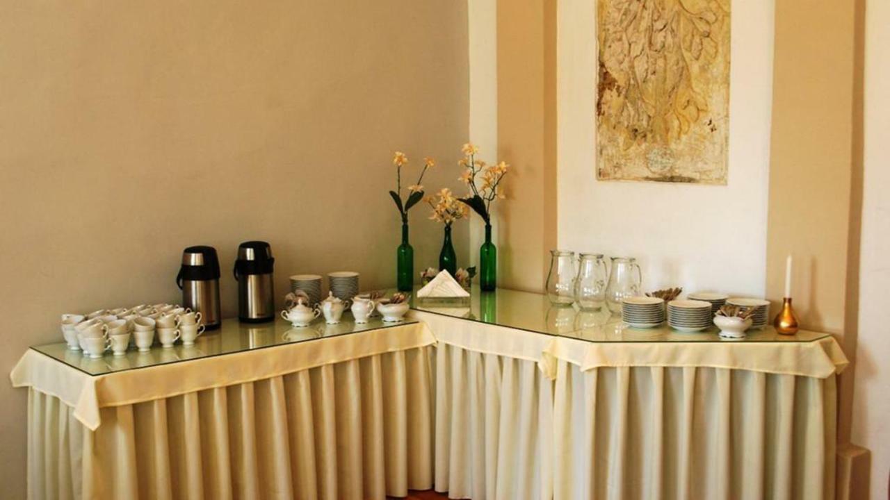 Aparthotel Zamek Dobroszyce Extérieur photo