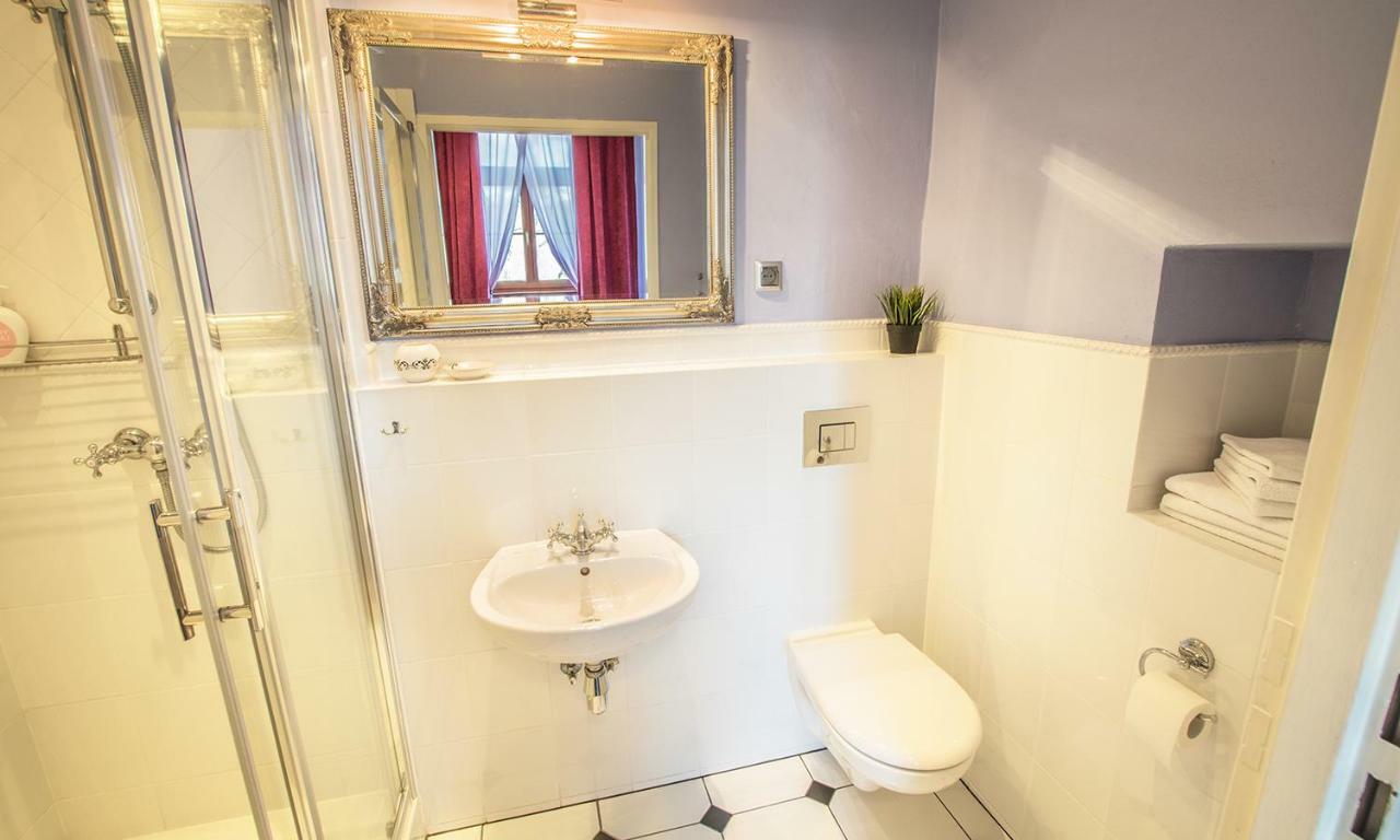Aparthotel Zamek Dobroszyce Chambre photo